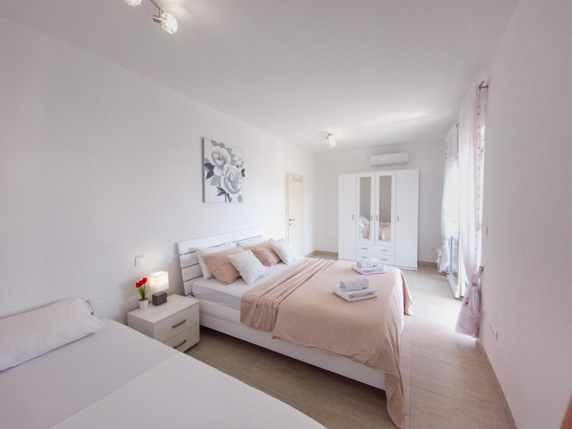 Modern Villa With Jacuzzi, Beautiful Sea View, Near Split! Villa 36A Podstrana Ngoại thất bức ảnh